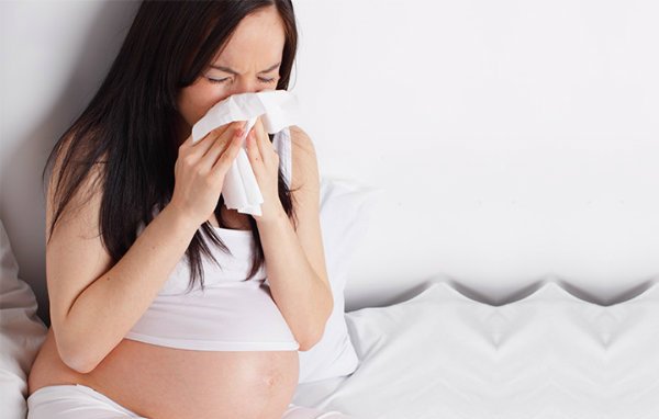 Cách chăm sóc bà bầu khi bị cảm cúm