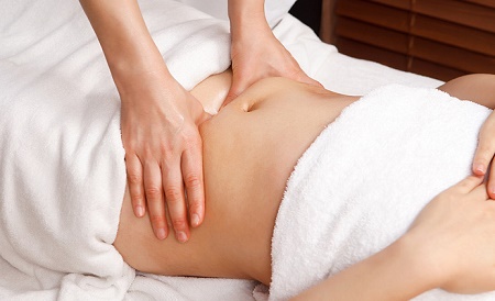 Cách giảm mỡ bụng cho nữ bằng massage giảm béo
