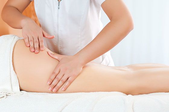 Massage giảm mỡ đùi bằng cách nào
