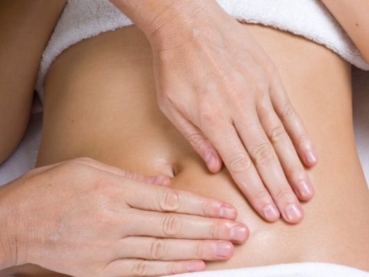 Phương pháp massage giảm mỡ bụng không phẫu thuật tại Mama Maia Spa