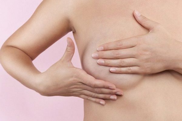 5 cách chữa ngực chảy xệ sau sinh hiệu quả