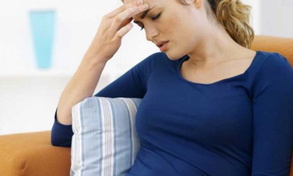 Tại sao bị chóng mặt khi mang thai?
