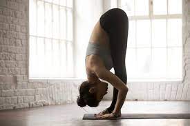 Tổng hợp 4 tư thế Yoga giảm mỡ bụng cho người mới tập